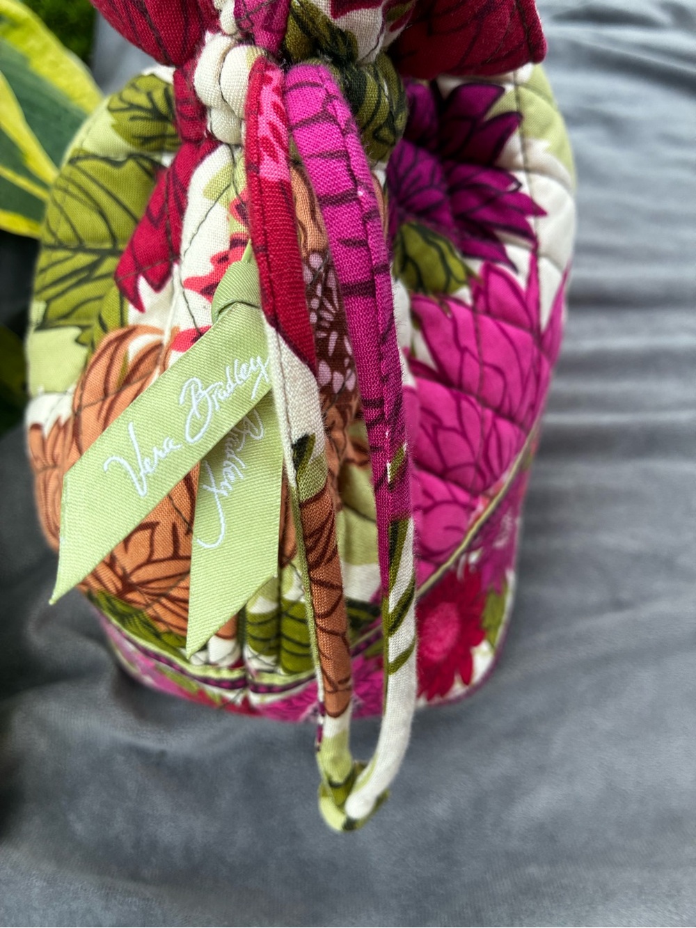 Women’s Vera BradleySatchel. Quilted Floral Tote Bag in Magenta and Green - Picture 5 of 11